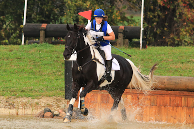 Liz Hawley & Signature Moves